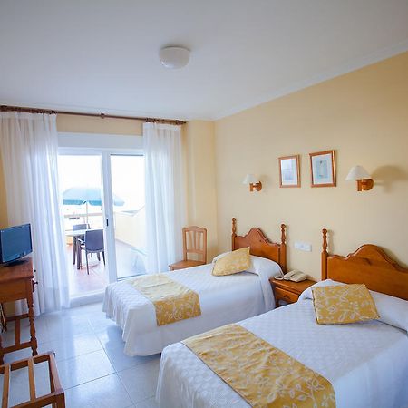 Hotel Martin Esperanza ポルトノボ 部屋 写真